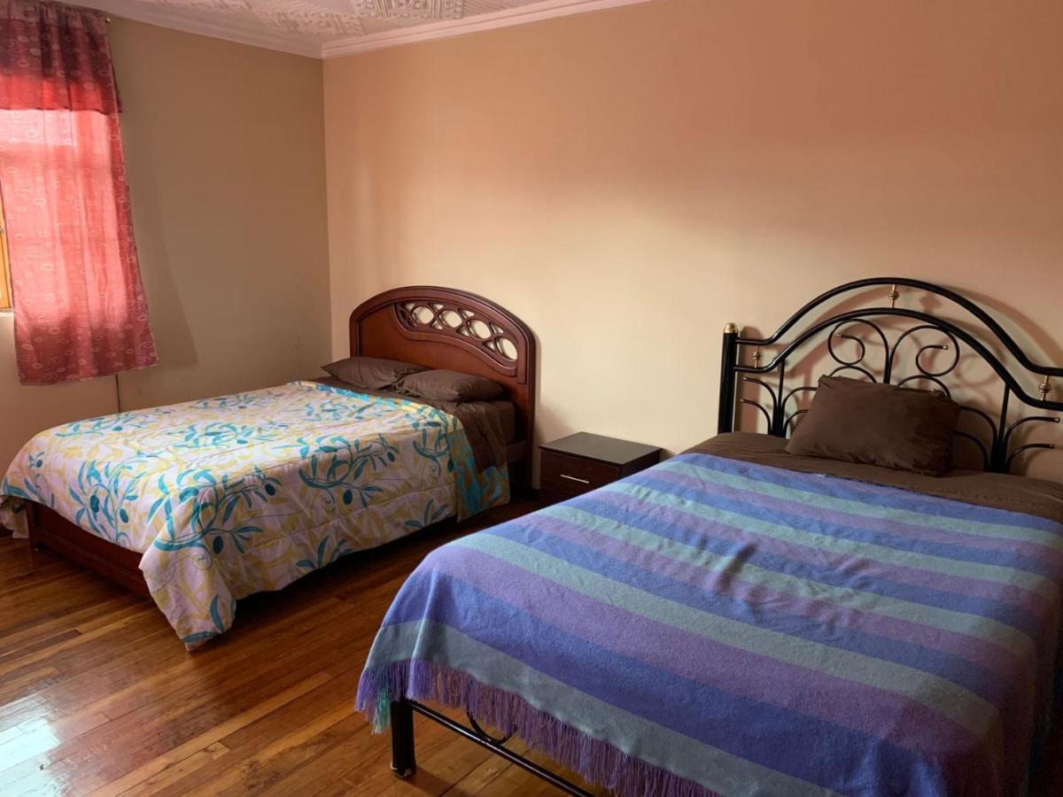 Hostel Santa Canela Куэнка Экстерьер фото