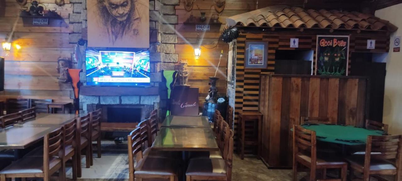 Hostel Santa Canela Куэнка Экстерьер фото